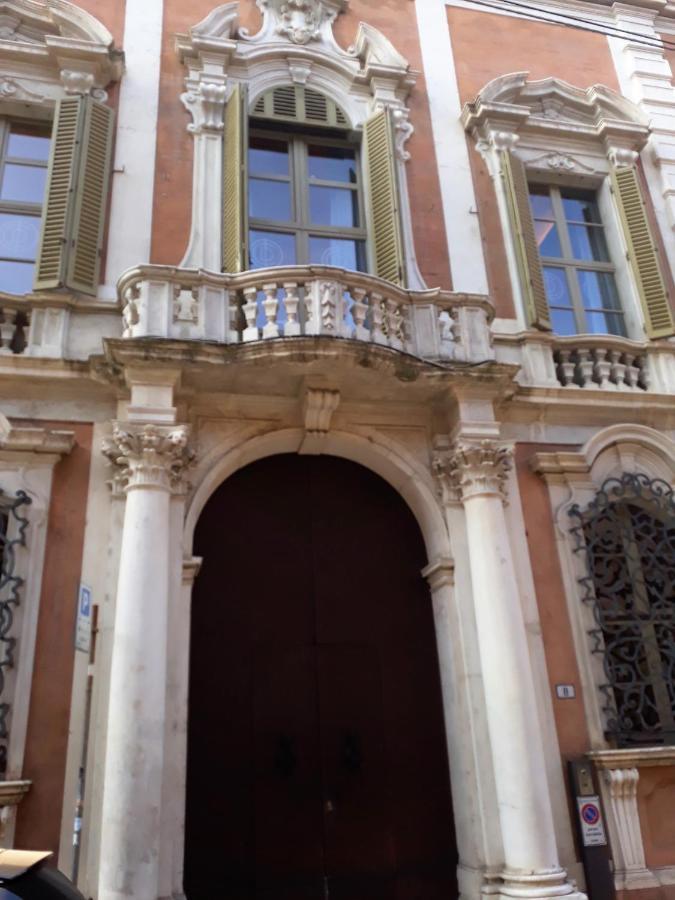 Apartment Pompeo Bologna