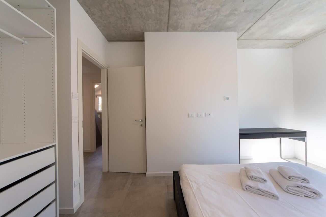 Housmart Toscana 53 White * Bologna