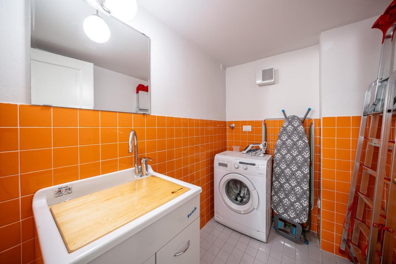Apartment 3 Minutes From Piazza Maggiore Historical Flat