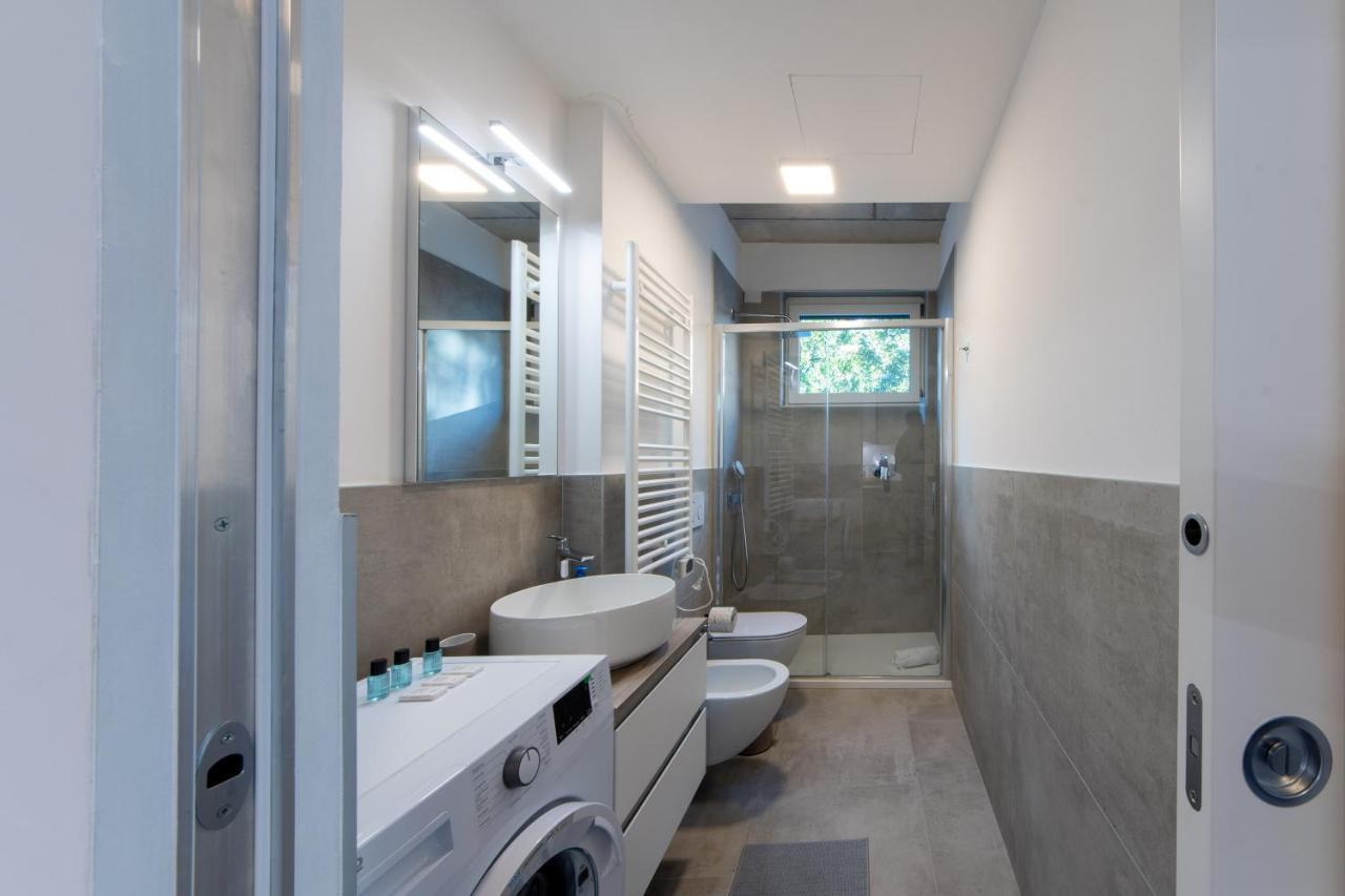 Housmart Toscana 53 Black Apartamento