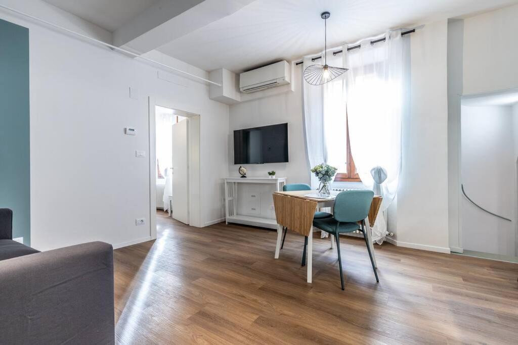 Moline Home, In The Center Appartamento *