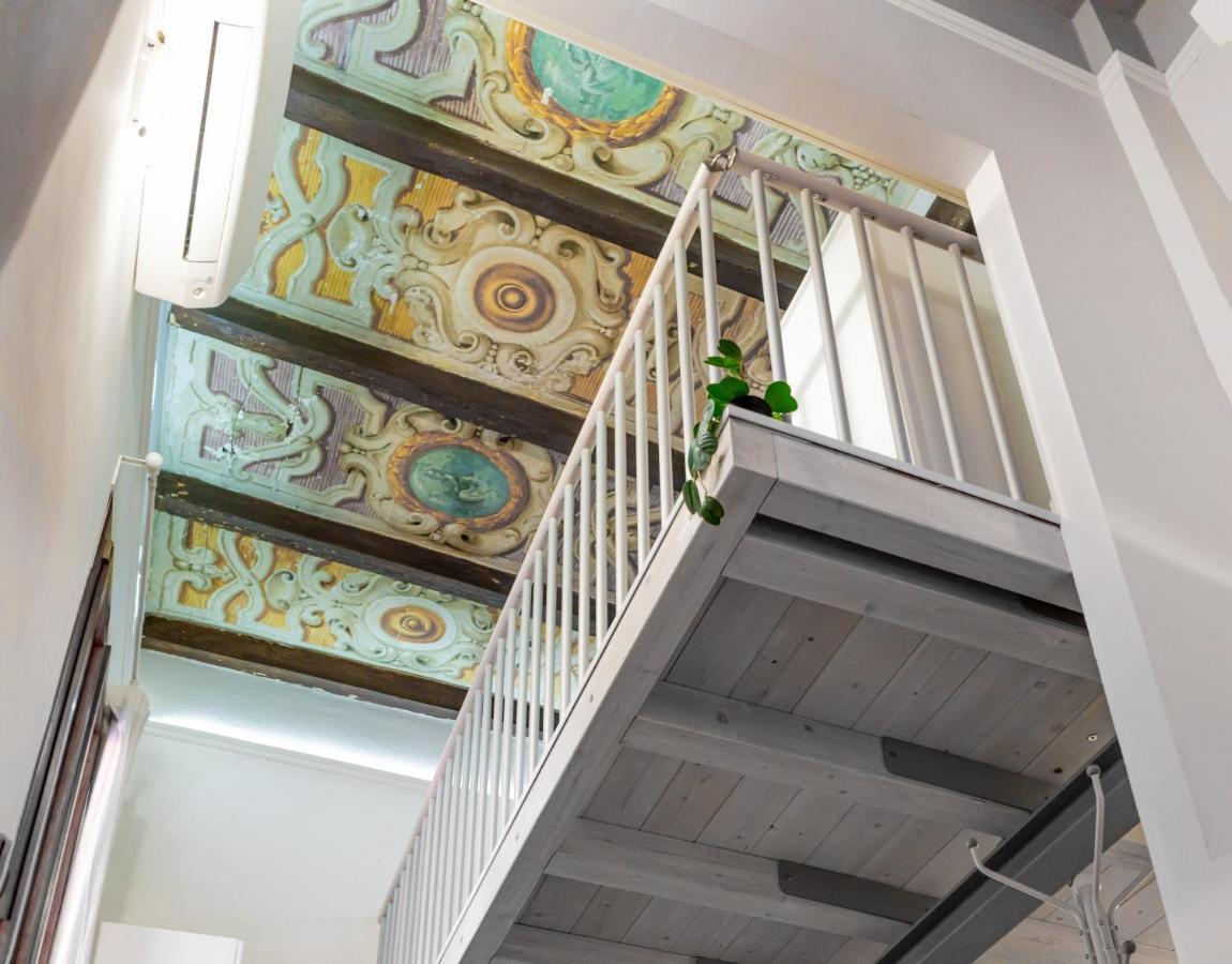 Charming Frescoed Loft *