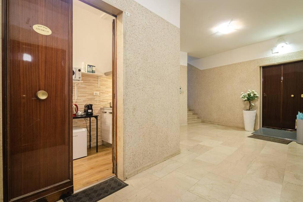 24 * Bologna