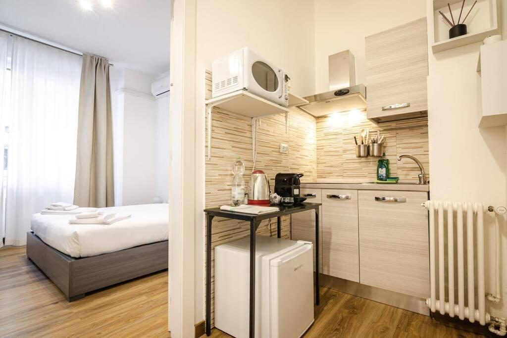 24 Apartment *