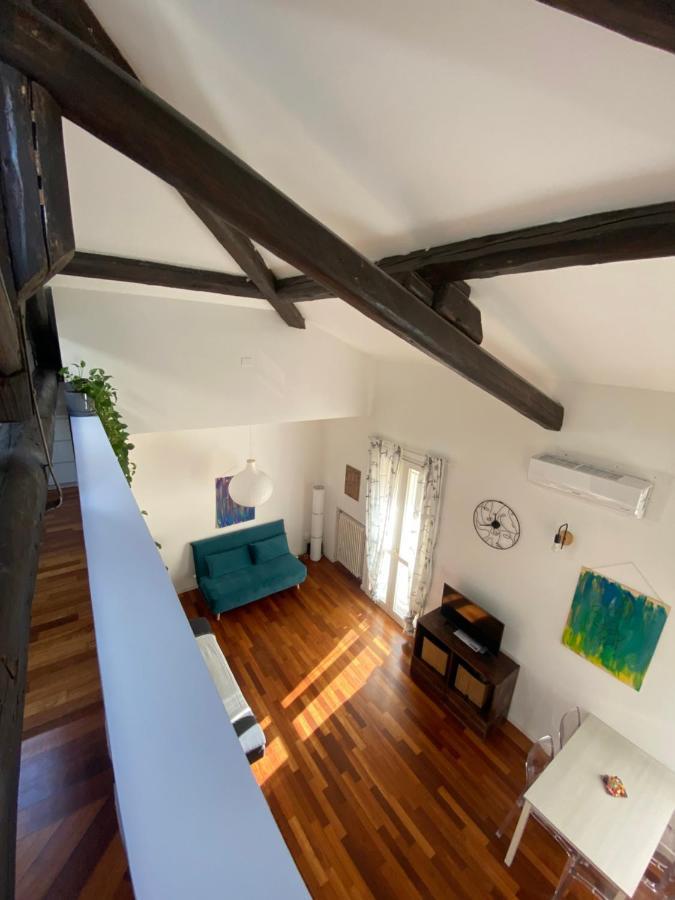La Casa Di Giulia, Spazioso Loft Su Due Livelli A 10 Minuti Di Macchina Dal Centro Apartment