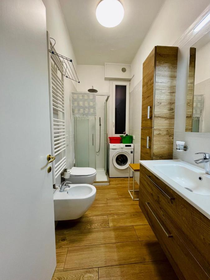 Castle Door House - Single With Double Beds Near Train Station