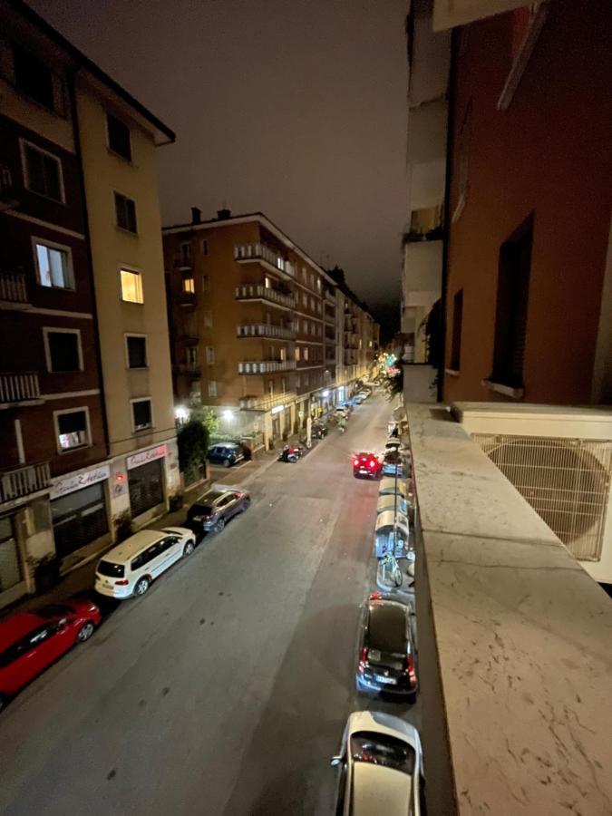 Castle Door House - Single With Double Beds Near Train Station Bolonha