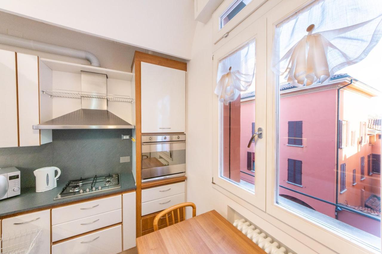 Housmart Corte Galluzzi 7/1 Apartment Bologna