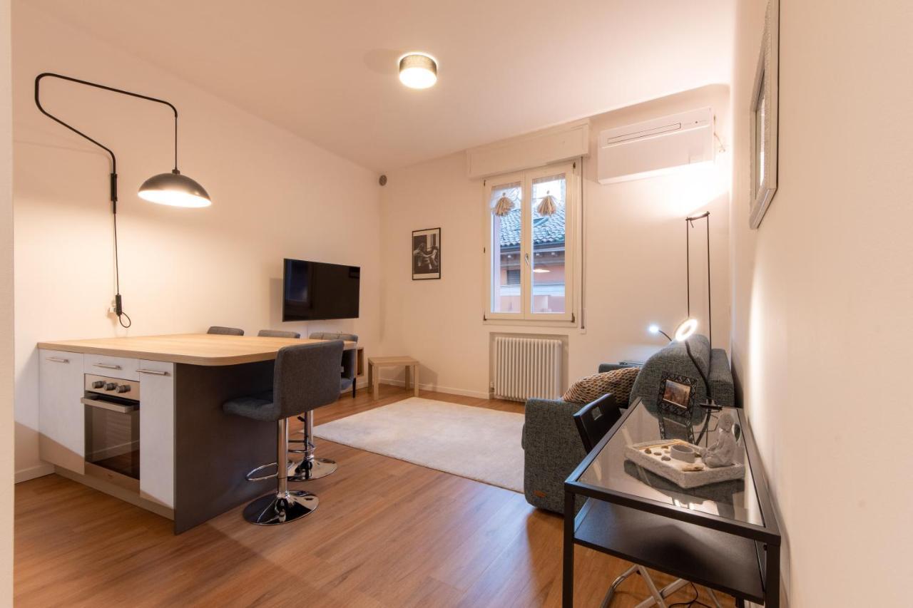 Housmart Corte Galluzzi 7/2 Apartment
