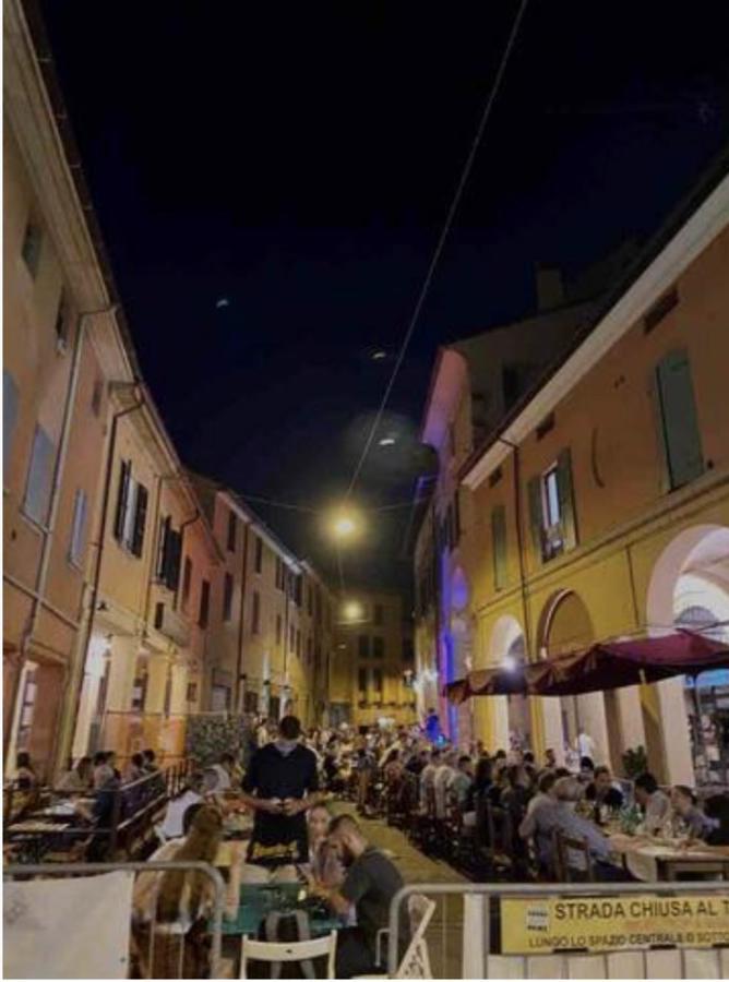 Casa Rella Rose