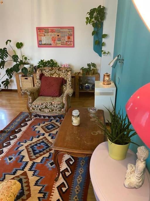 Appartement Spazioviola Intimo Boho Style Uno Spazio Magico Per L'energia Che Si Respira In Un Palazzo Della Vecchia Qui Nulla E Perfetto Ma Tutto Racconta *