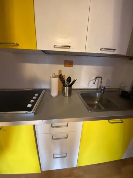 Appartement Spazioviola Intimo Boho Style Uno Spazio Magico Per L'energia Che Si Respira In Un Palazzo Della Vecchia Qui Nulla E Perfetto Ma Tutto Racconta *