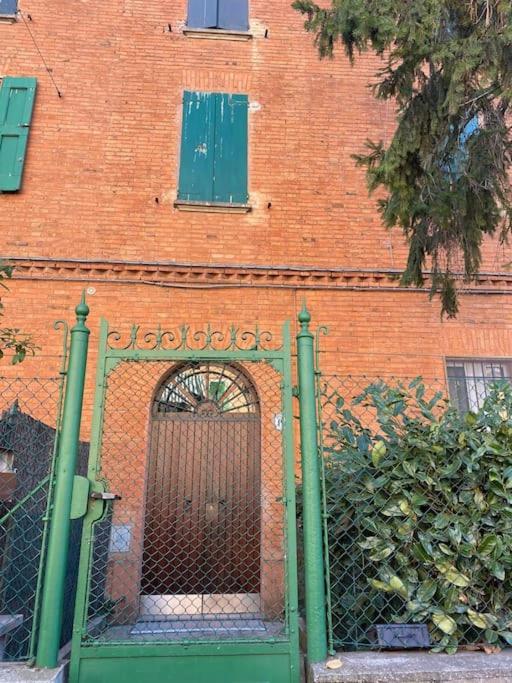 Appartement Spazioviola Intimo Boho Style Uno Spazio Magico Per L'energia Che Si Respira In Un Palazzo Della Vecchia Qui Nulla E Perfetto Ma Tutto Racconta *