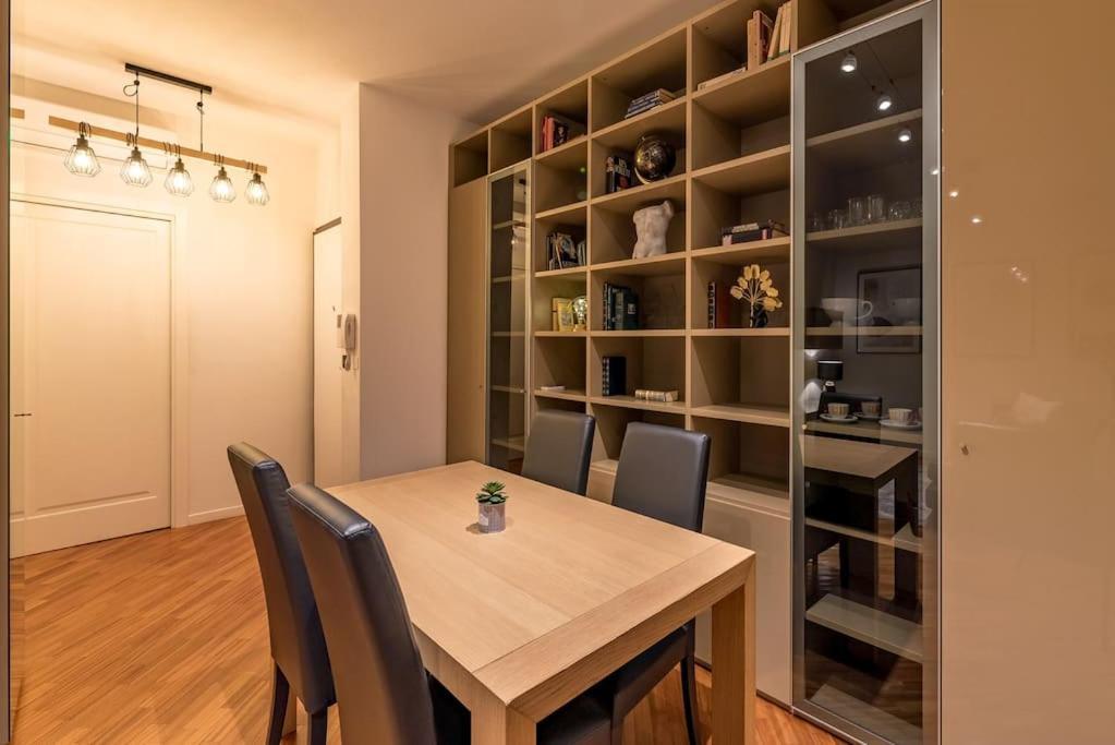 Mina Apartment *