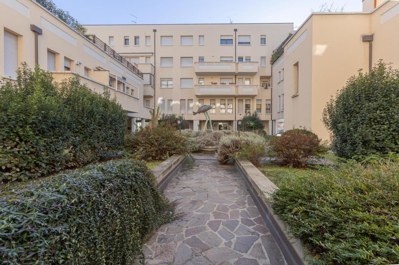 Apartment Bright & Airy Near Zanolini Station Bologna
