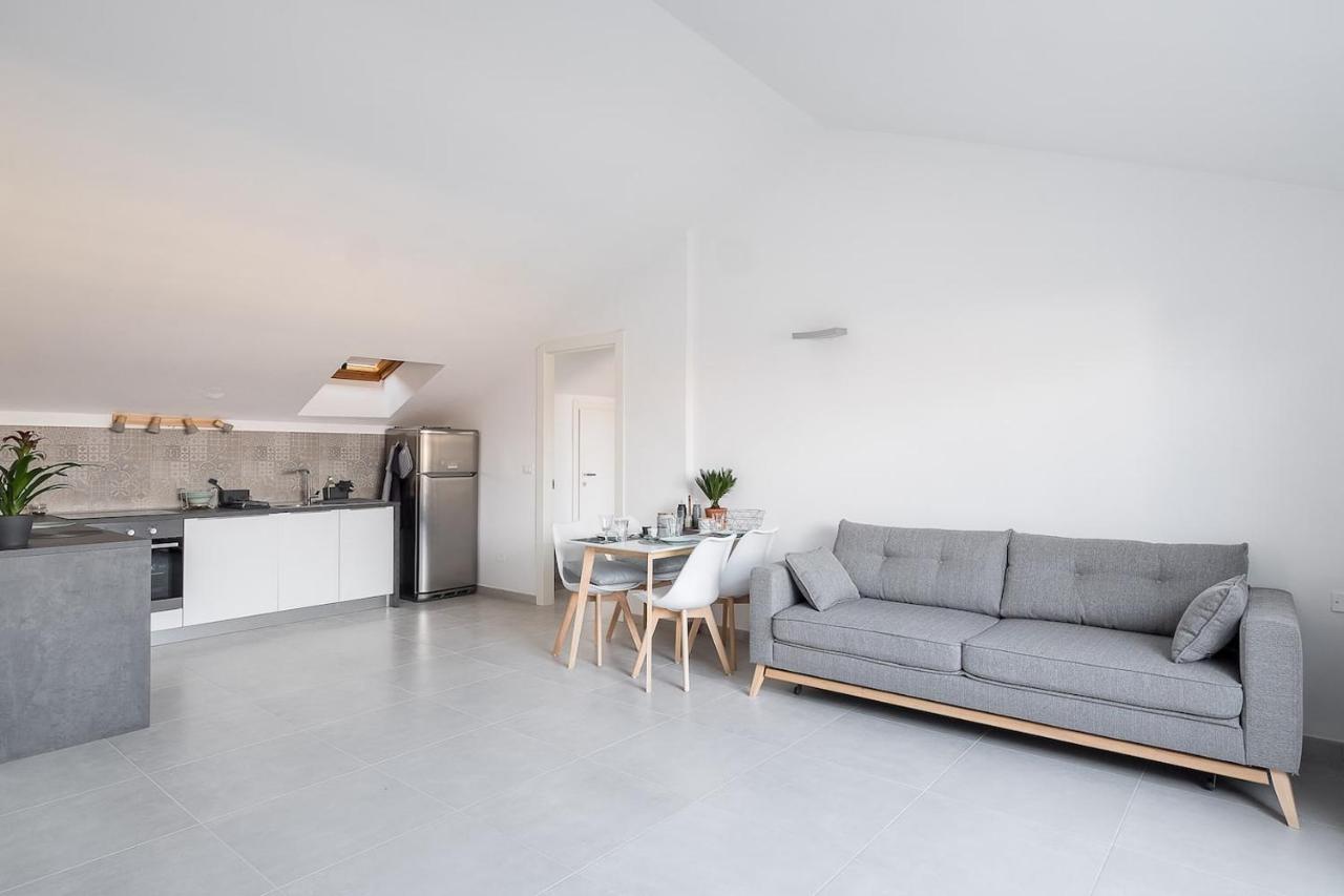 Apartment Realkasa Train Plaza