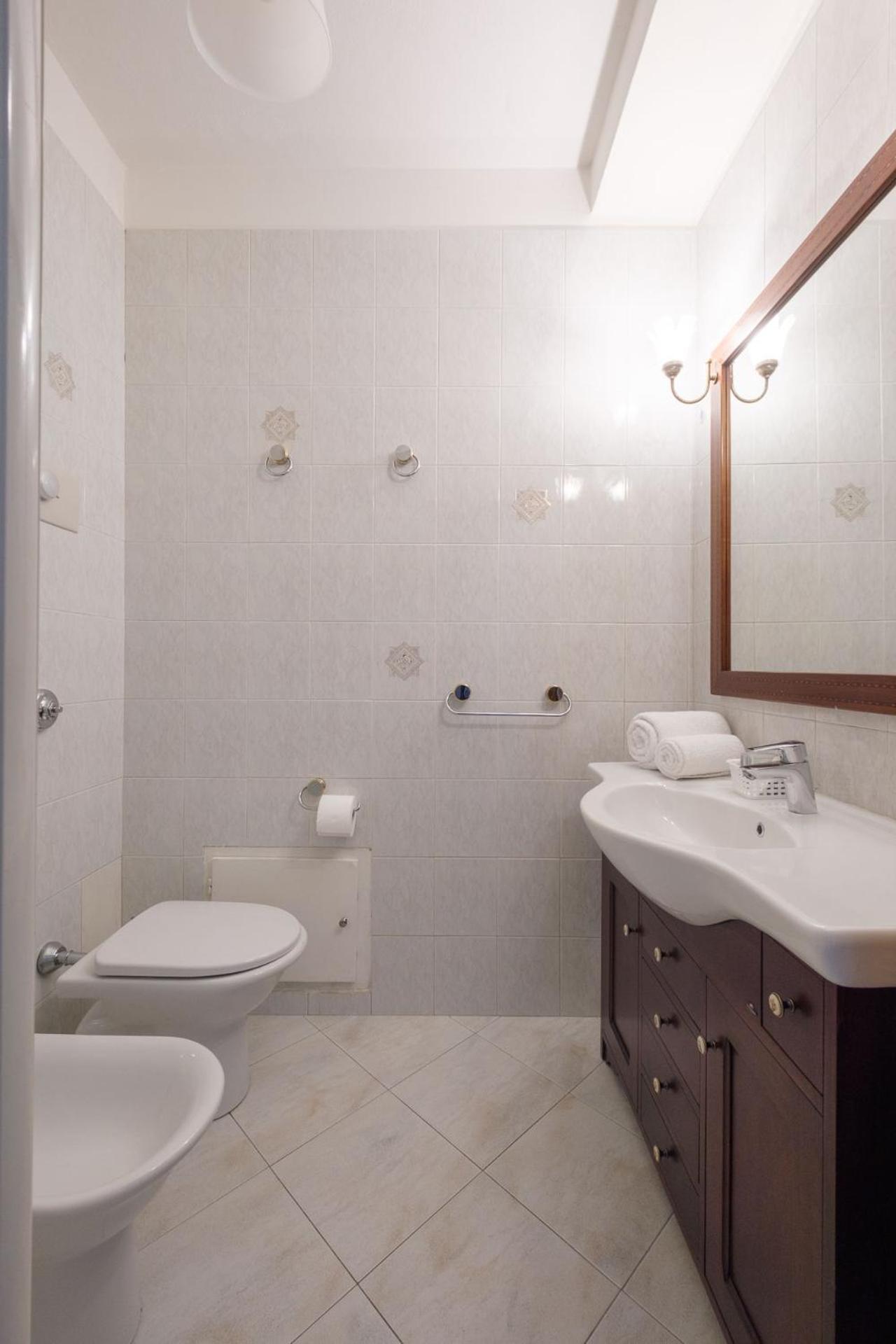 Da Faenza Corner Apartment *