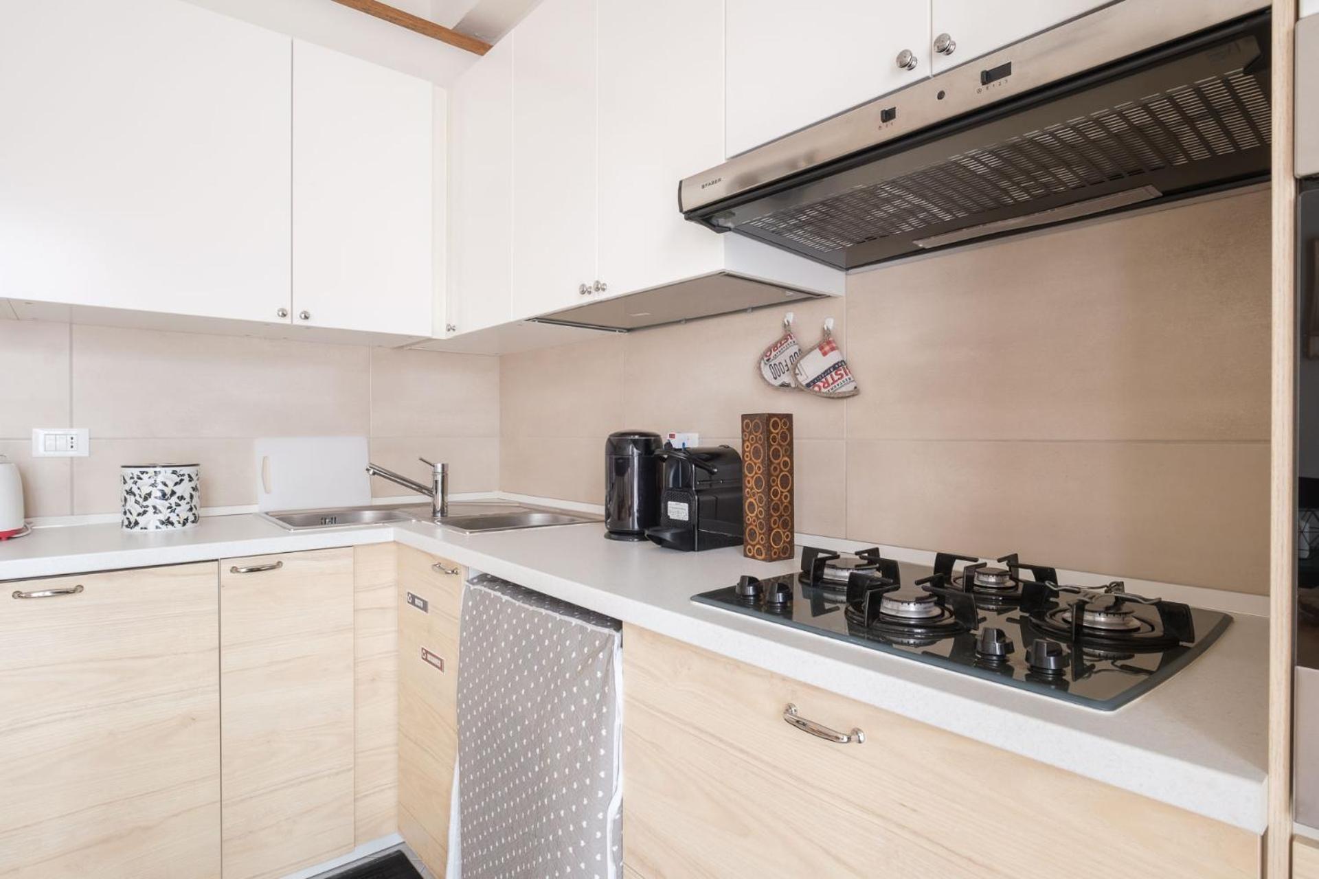 Da Faenza Corner Apartment