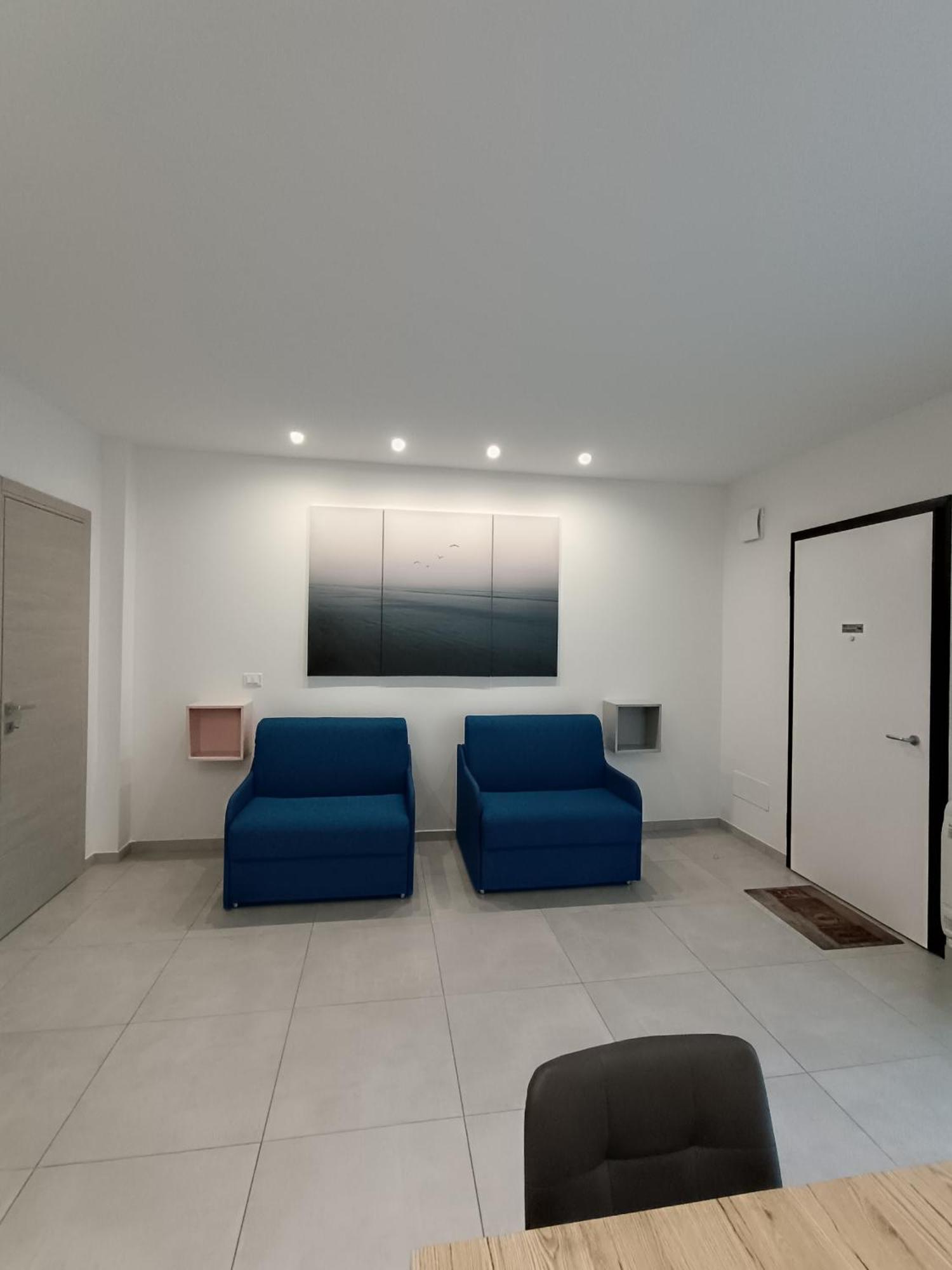 Laura House Apartment *