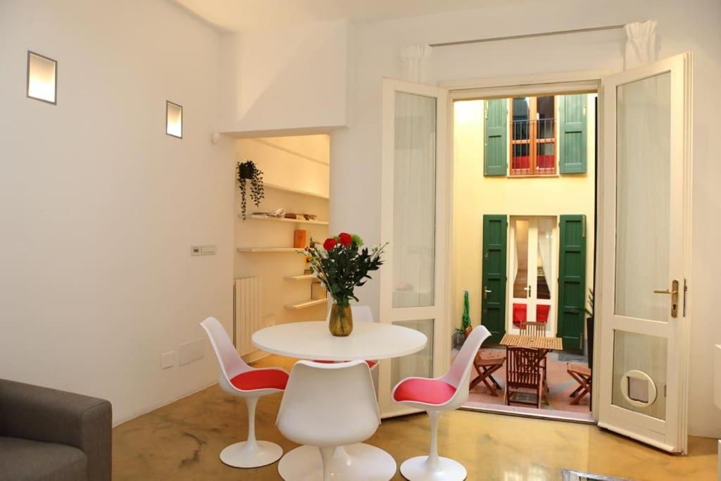 Cartoleria 24 - Ground Floor *