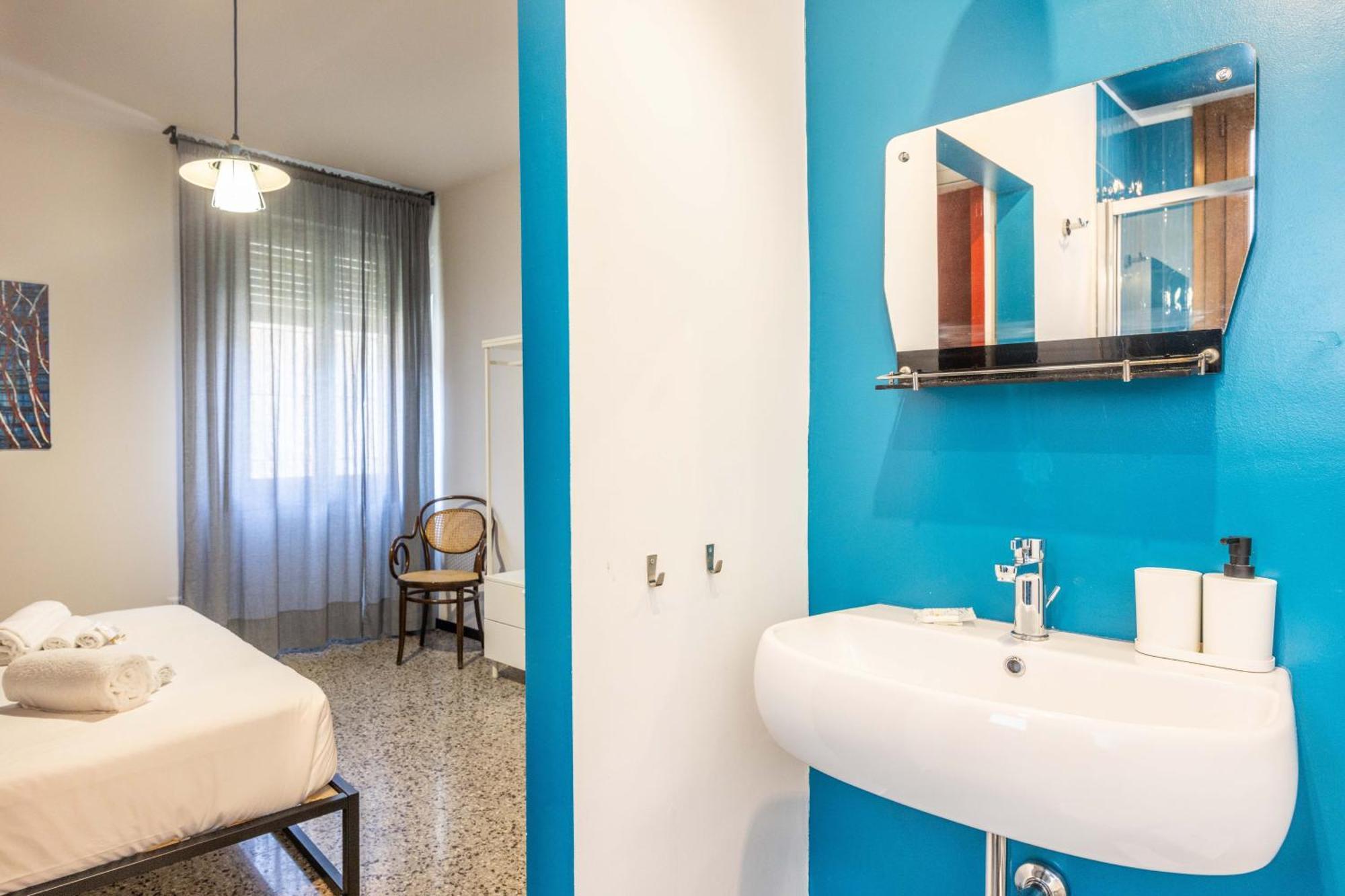 Guest house Bartoli Holidays, By Short Holidays Bologna