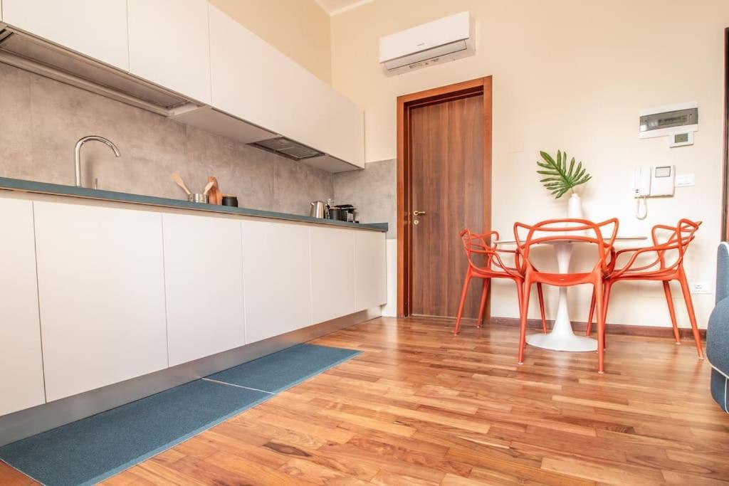 Ginevra -self Check-in Apartment Bologna