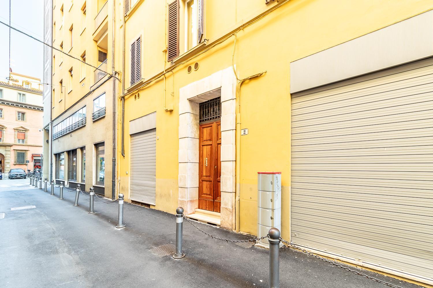 Spacious With Kitchenette, Near Piazza Maggiore Appartement *