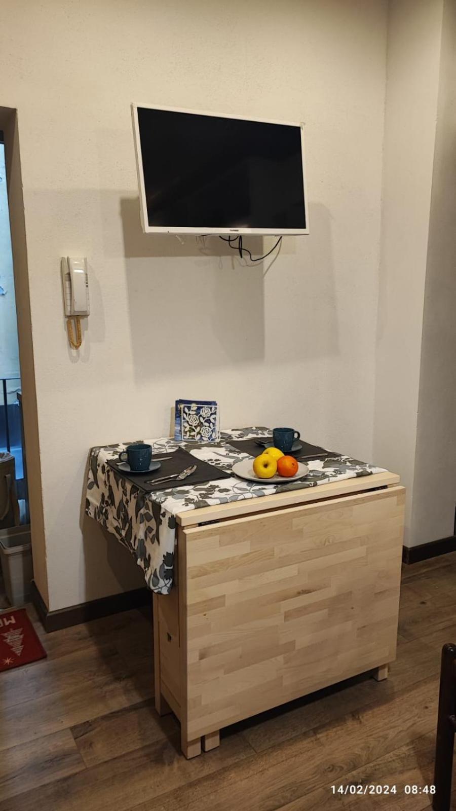 Petroni - Centro Storico Di Appartement