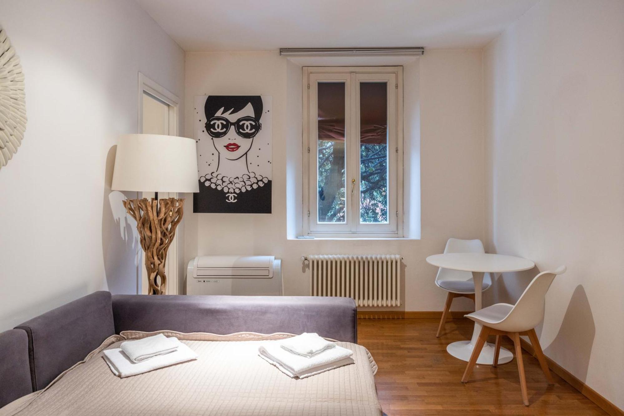 Maison Chanel, By Short Holidays Bologna