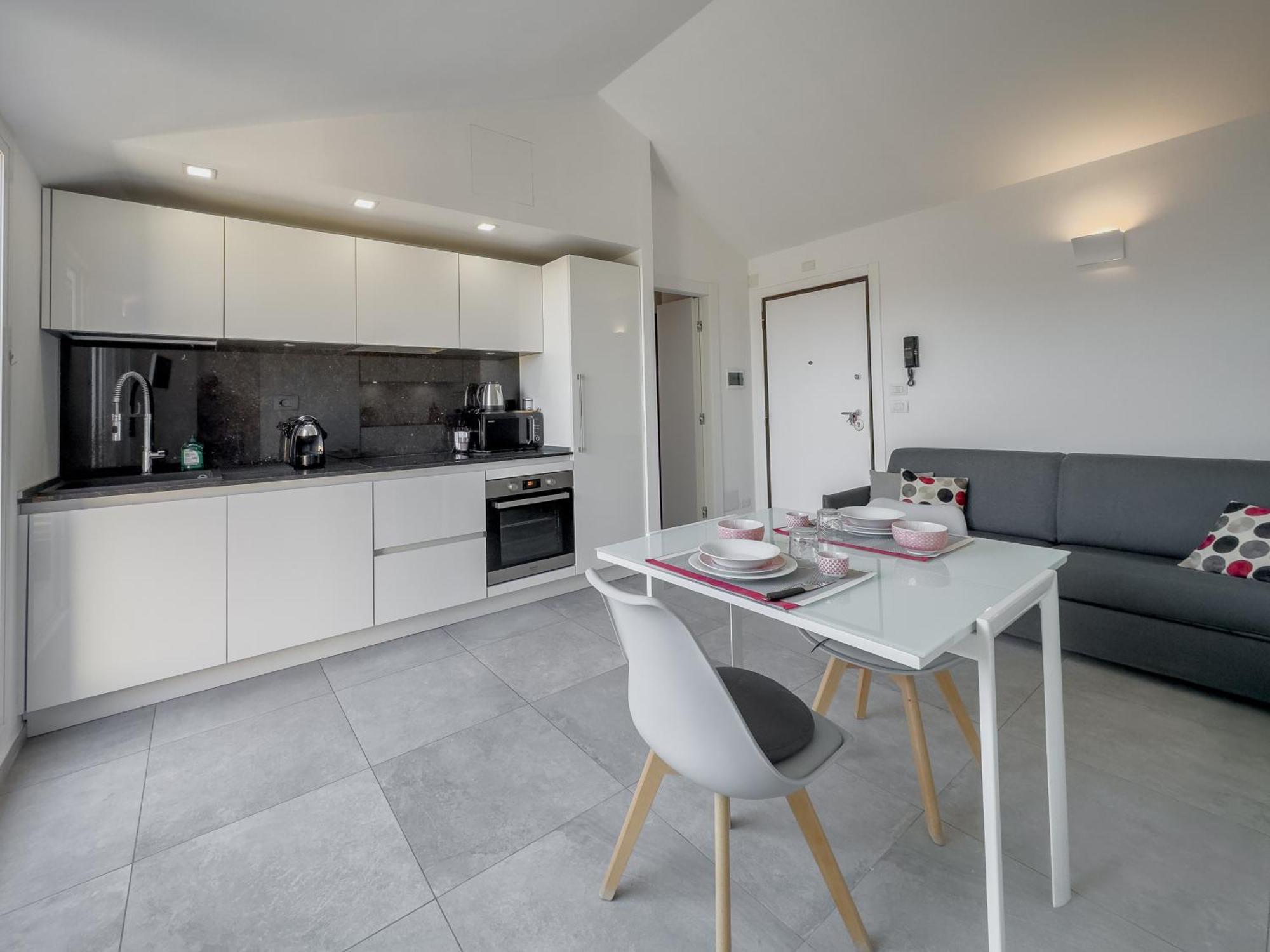 Apartment Realkasa Train Plaza