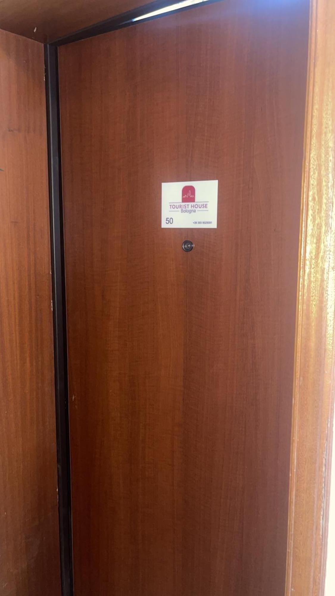 50 Tourist House - Pratello - Self Check-in Apartment *