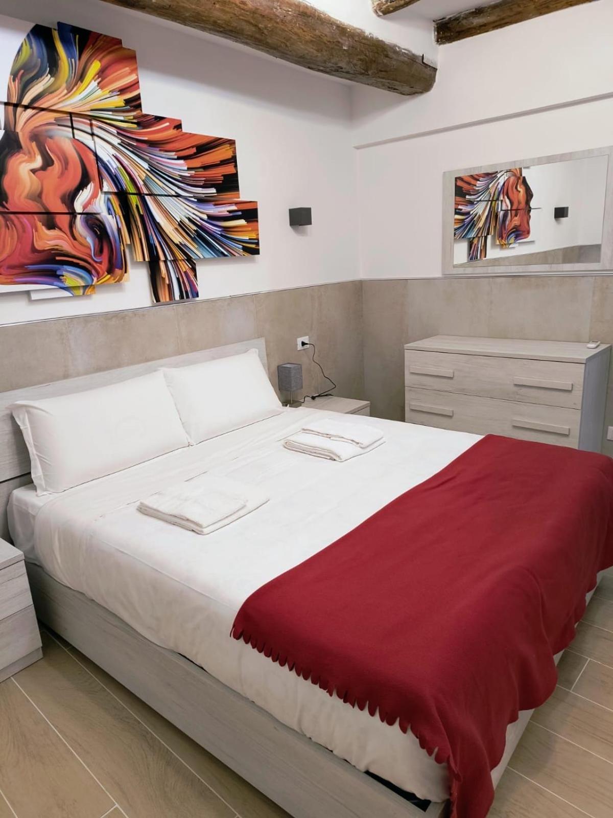 50 Tourist House - Pratello - Self Check-in *
