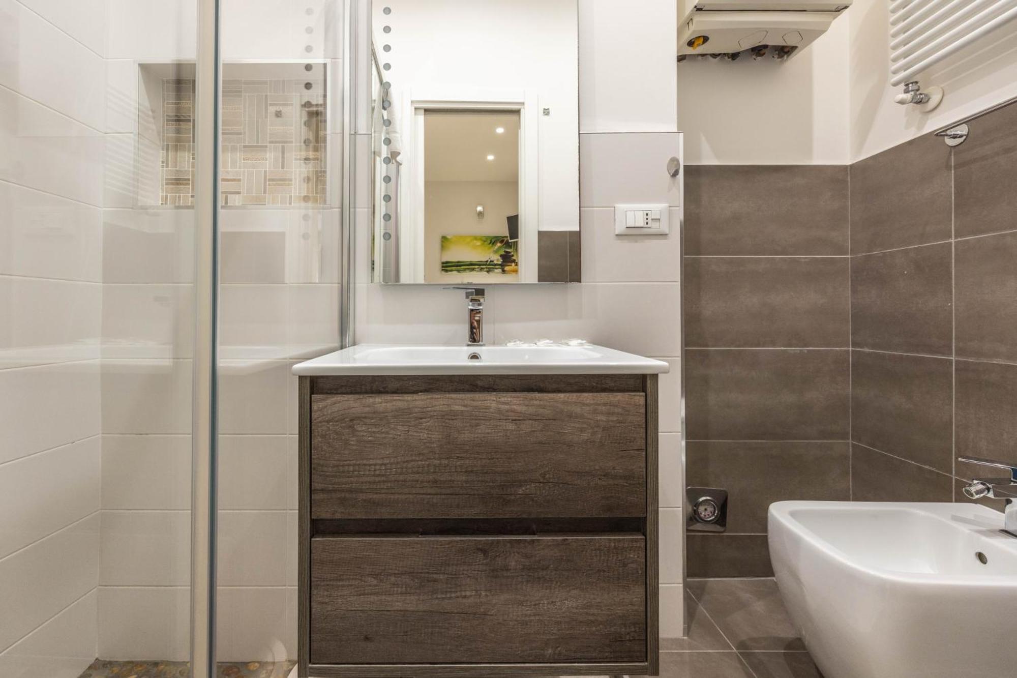 Apartment De'giudei, By Short Holidays
