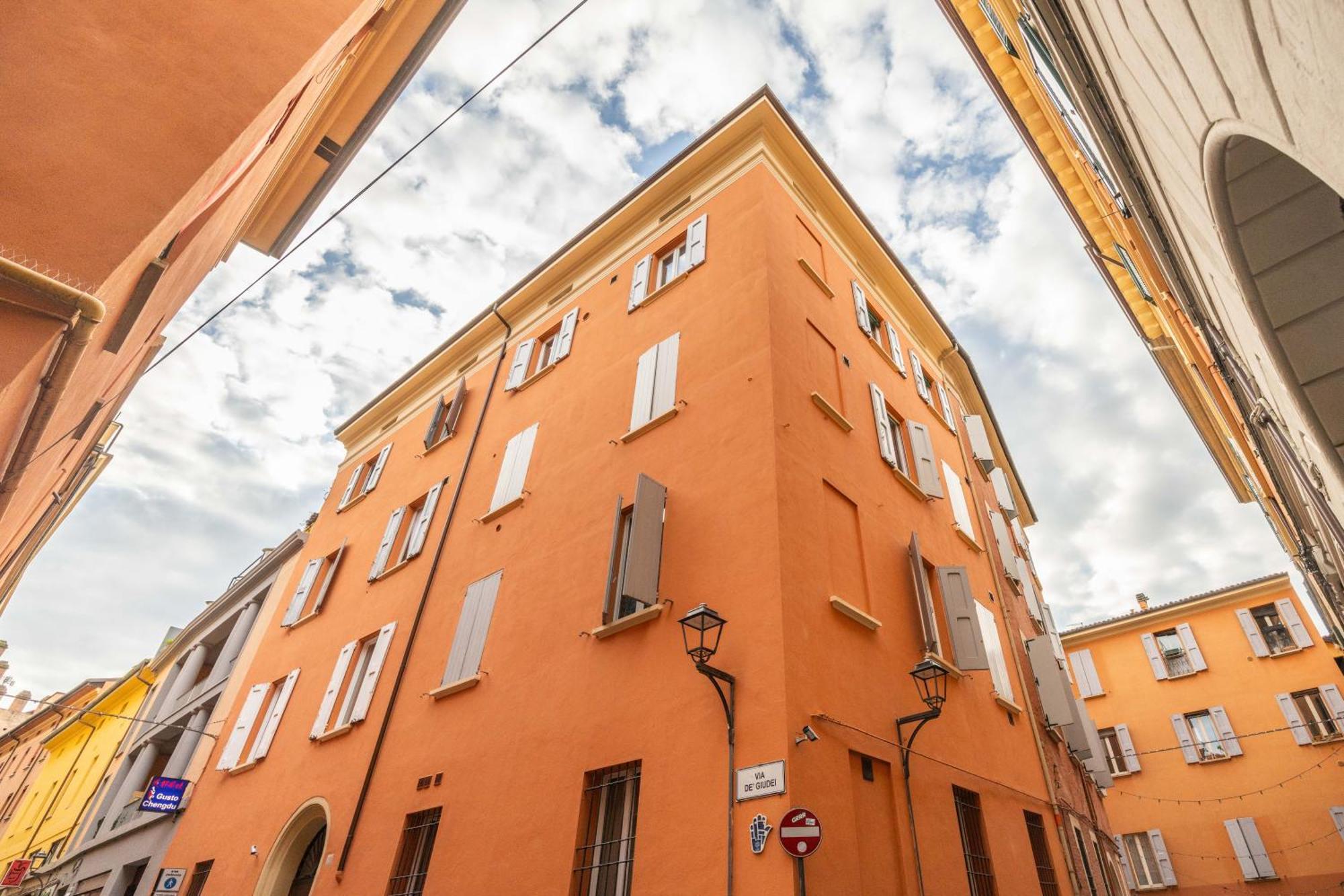 Appartamento De'giudei, By Short Holidays