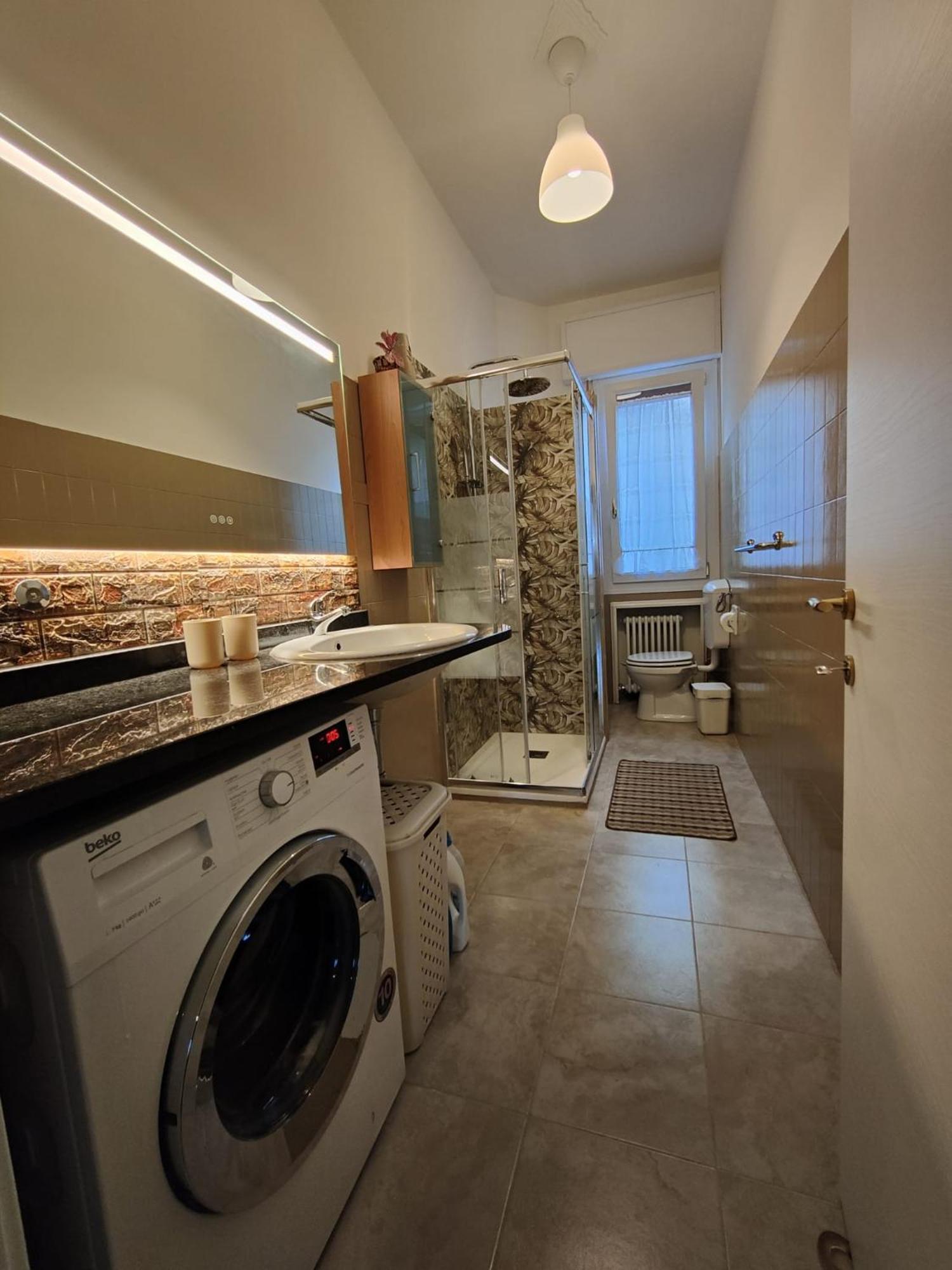 Apartment Elegante 90 Mq Zona Corticella Fiera