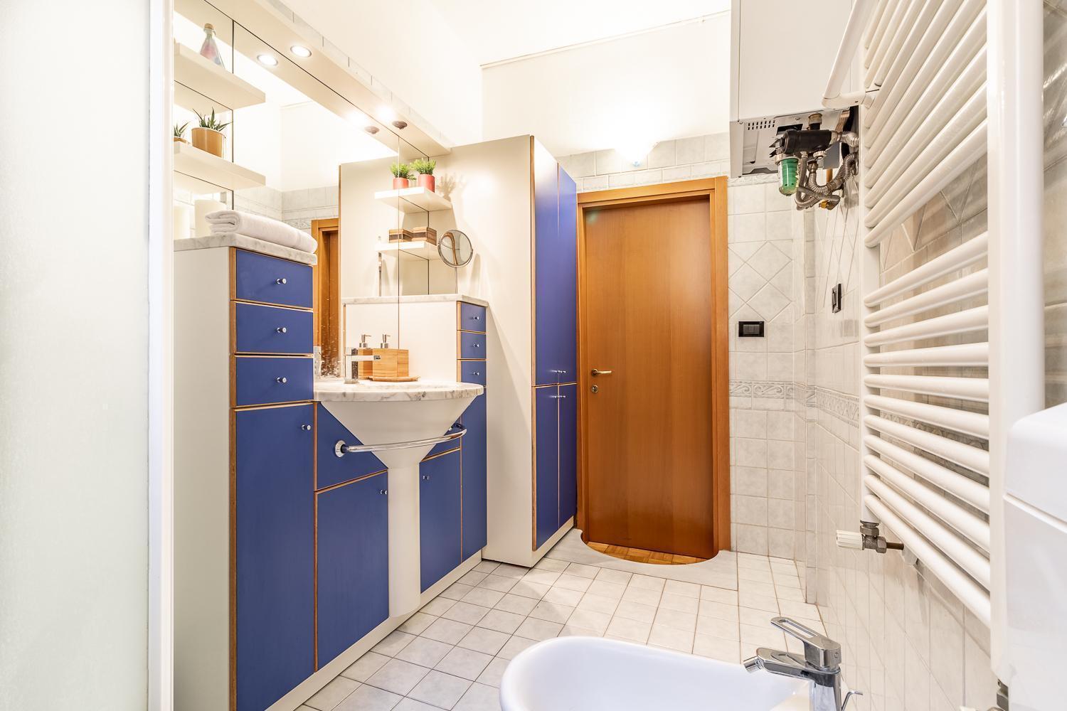Spacious With Kitchenette, Near Piazza Maggiore