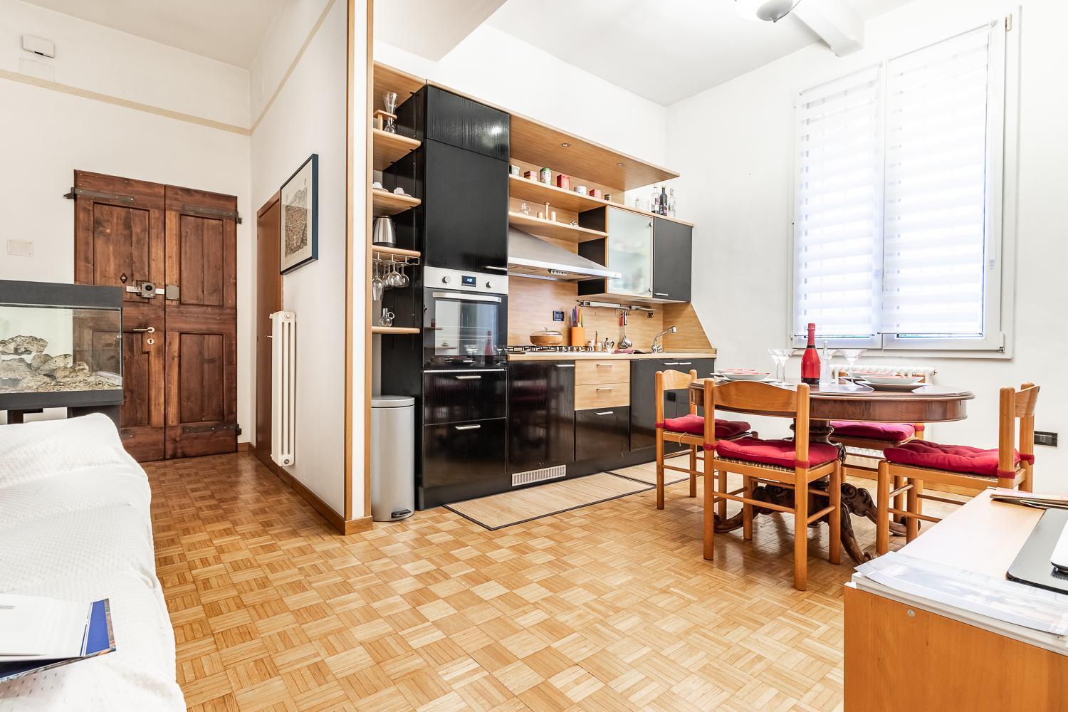 Spacious With Kitchenette, Near Piazza Maggiore Appartement *