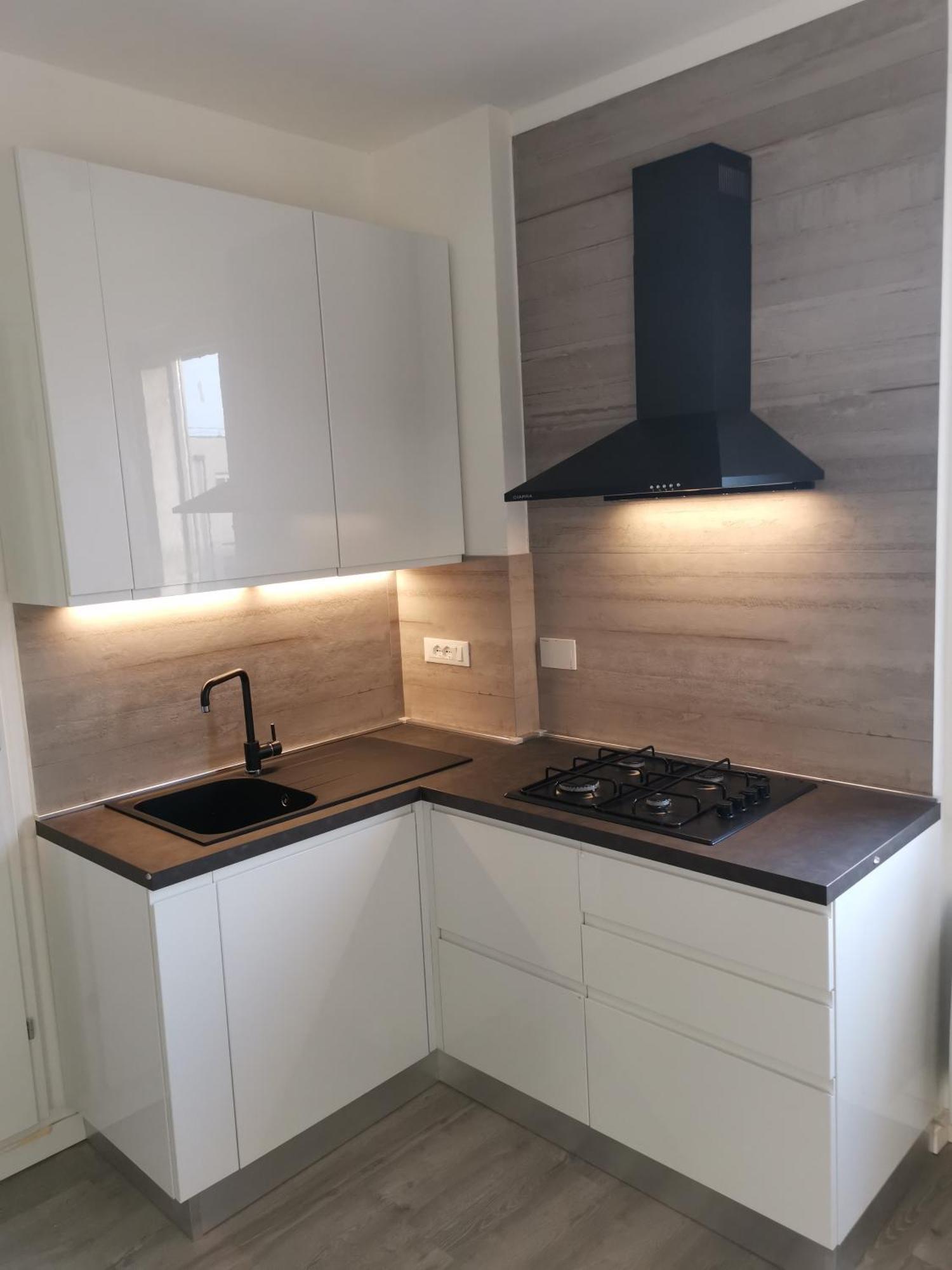 House Apartment *