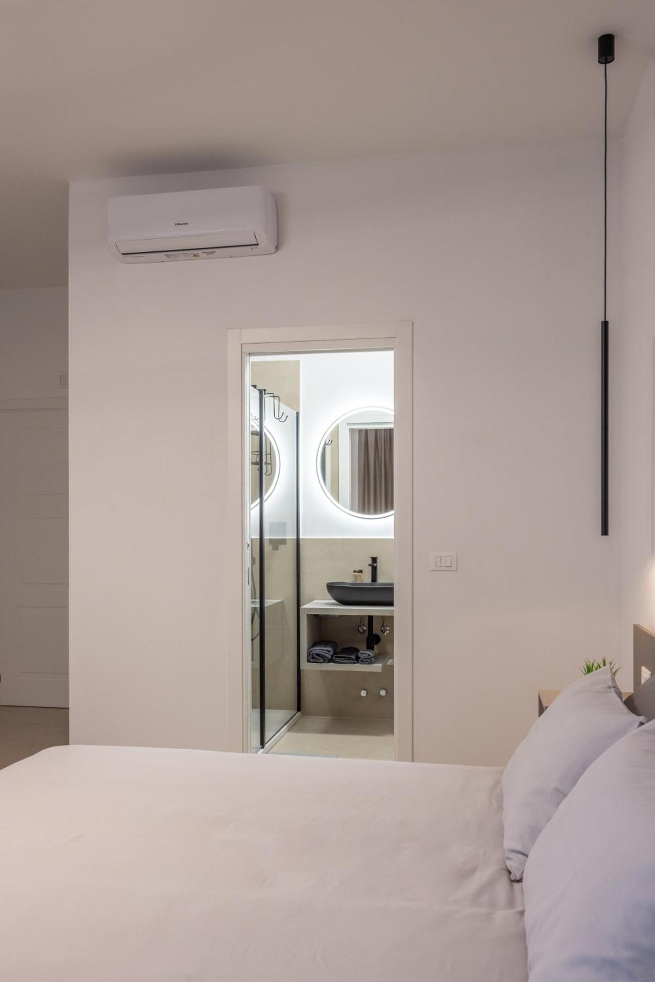 Luxury Station Guest house