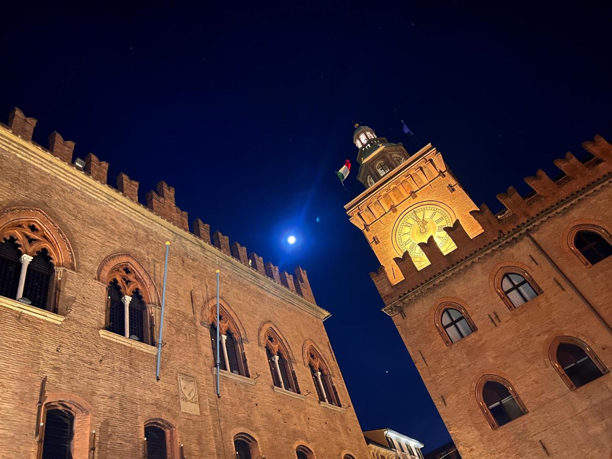 House Of Lovers - Magnificent View In The Heart Of Bolonha