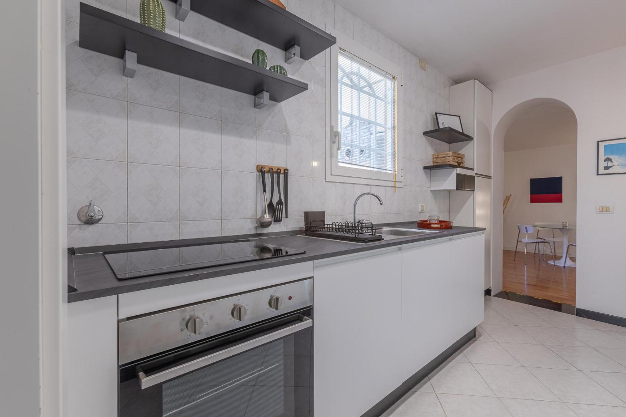 Saragozza Modern Apartment Bologna