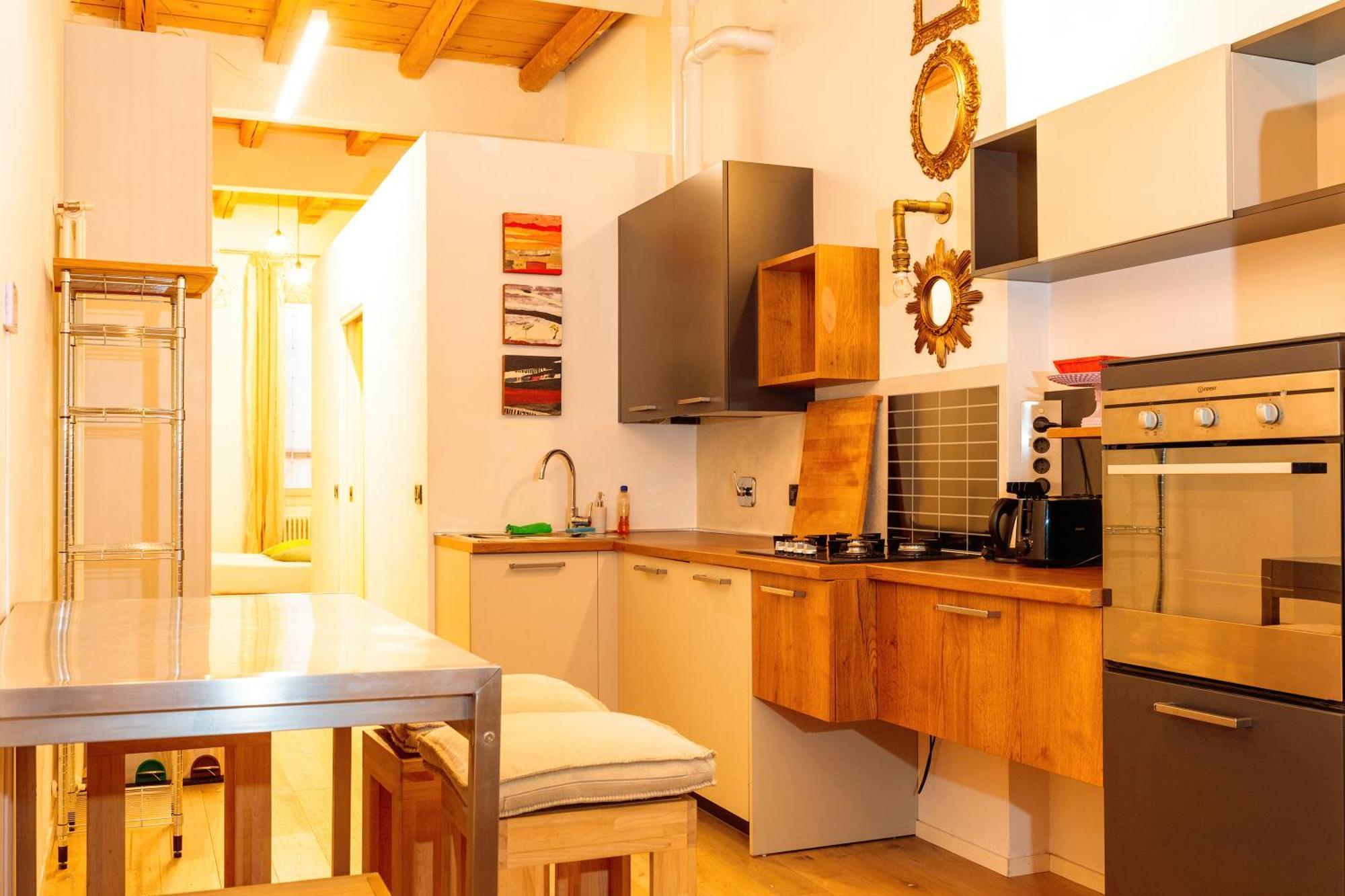 La Finestrella Loft Apartment *