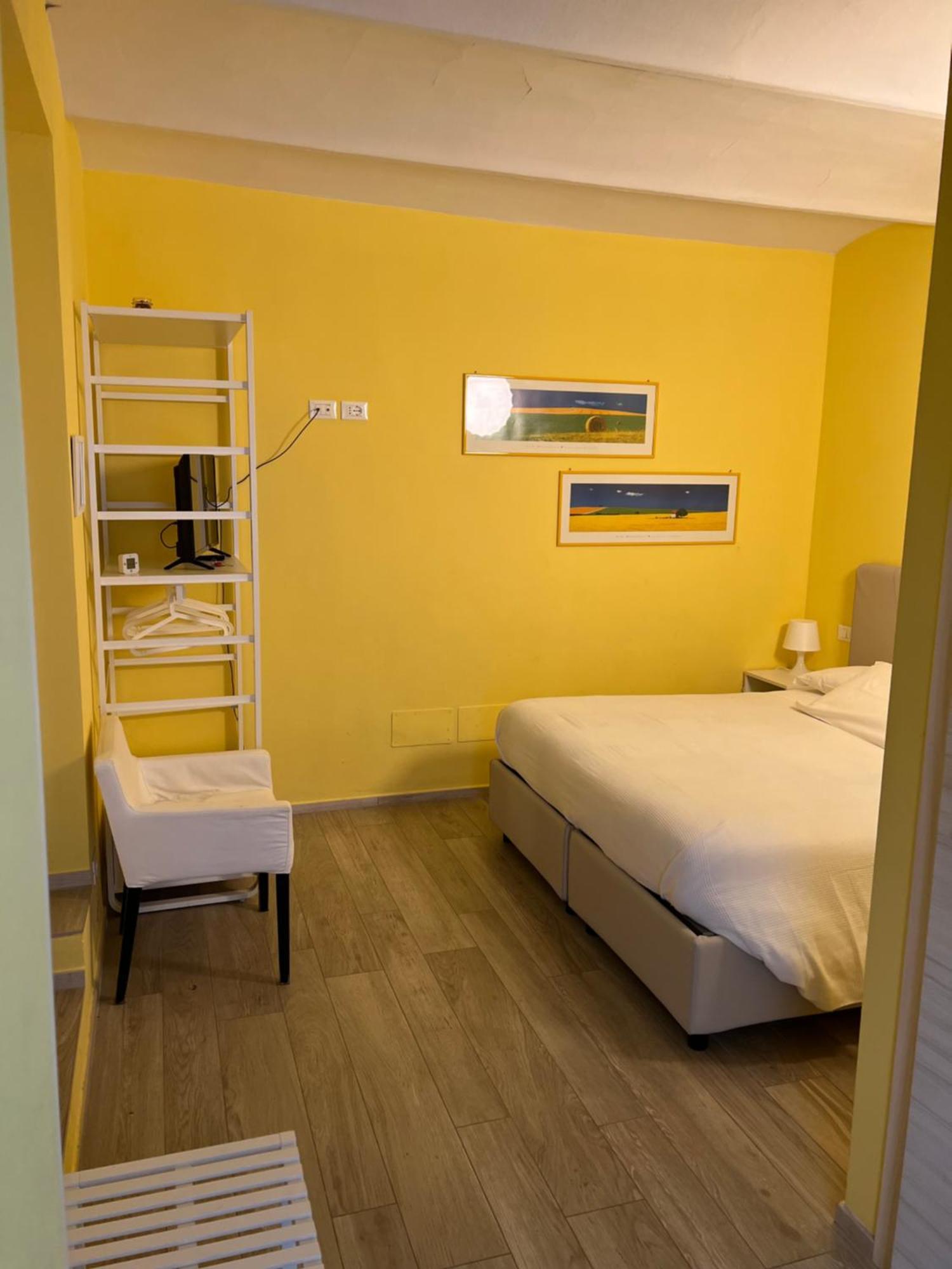 Casa Francia Emilia Levante Guest house *
