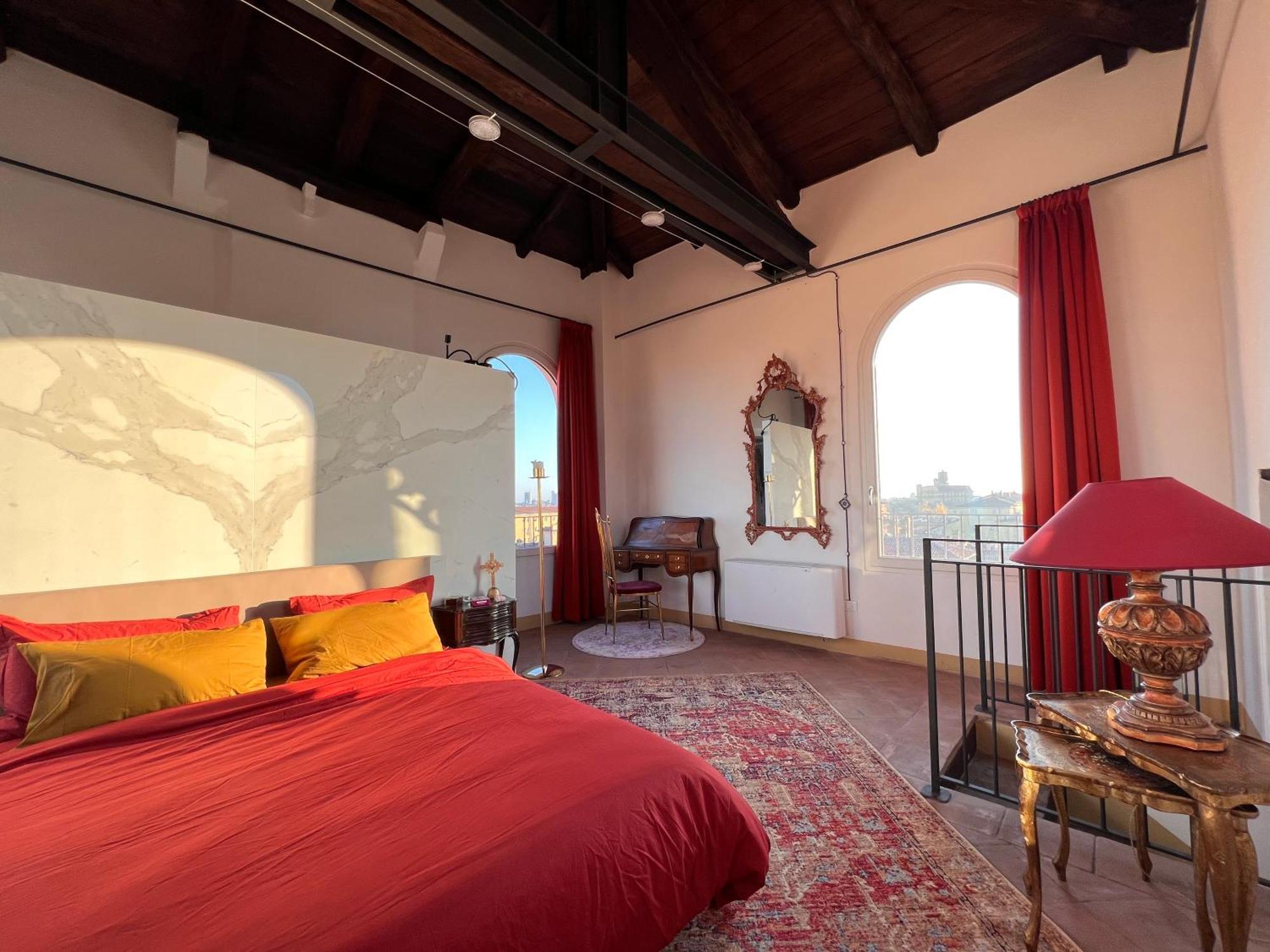 Apartment Tower Of Lovers - Ancient Altana *