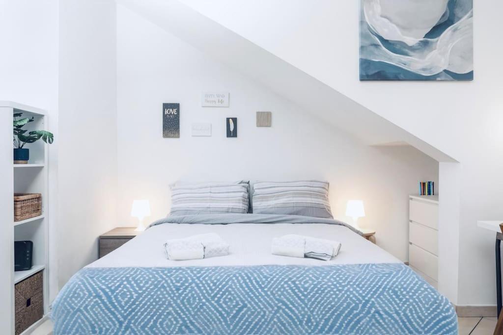 Loft - Comfort - 10m Piazza Maggiore Apartment *