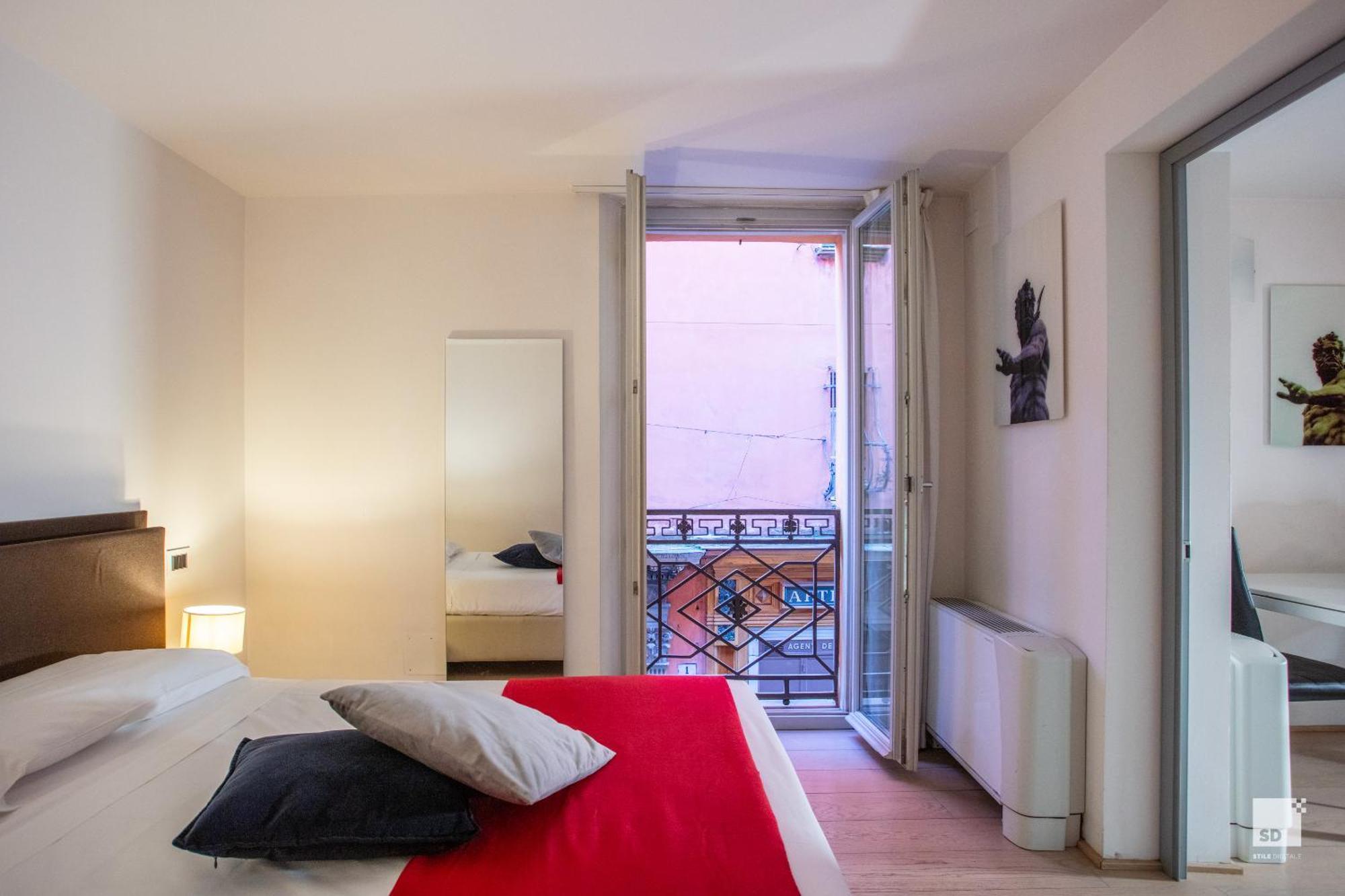 Urbanicooh Guidozagni - Piazza Maggiore View Apartment