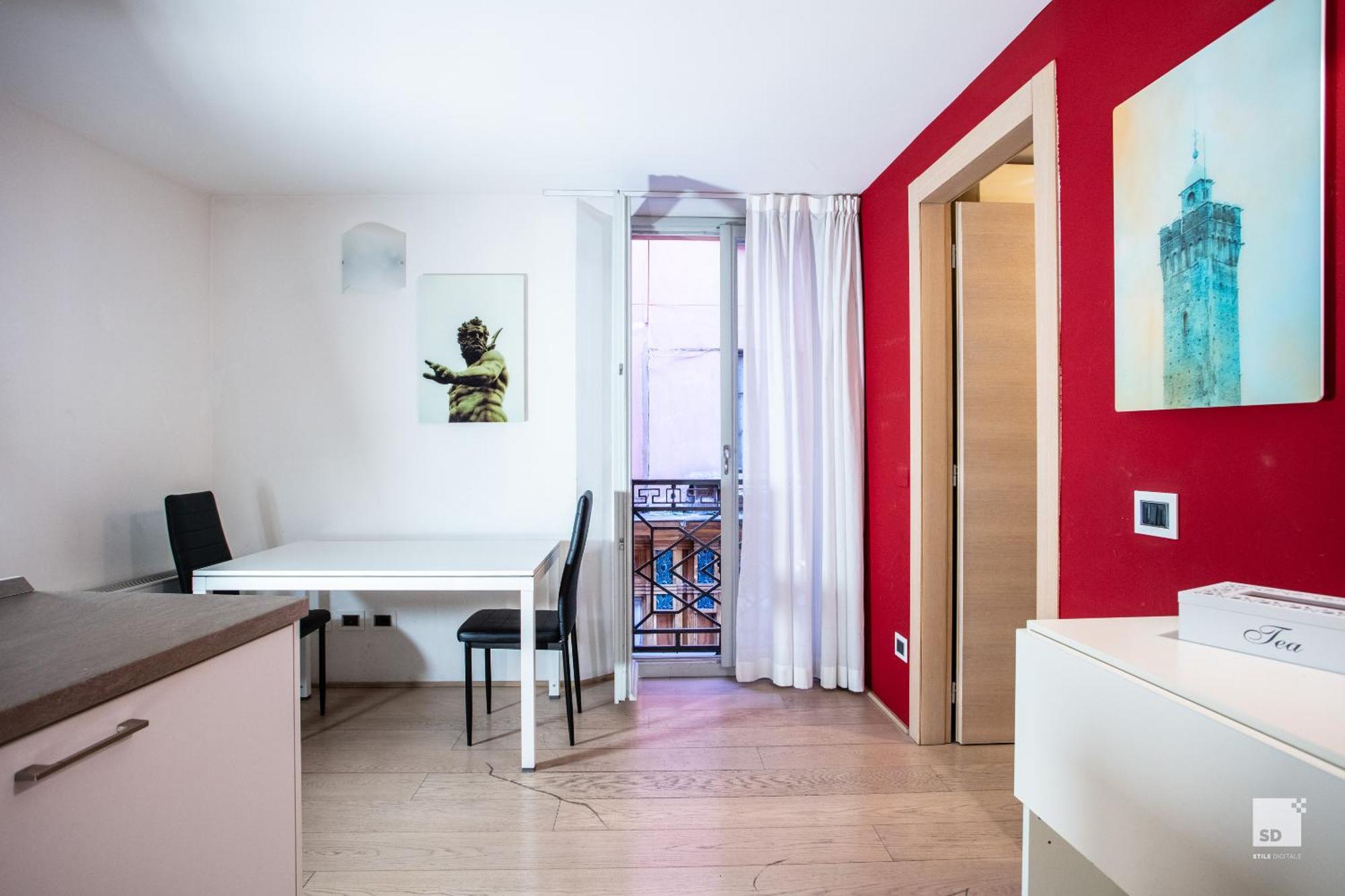 Urbanicooh Guidozagni - Piazza Maggiore View Apartment *
