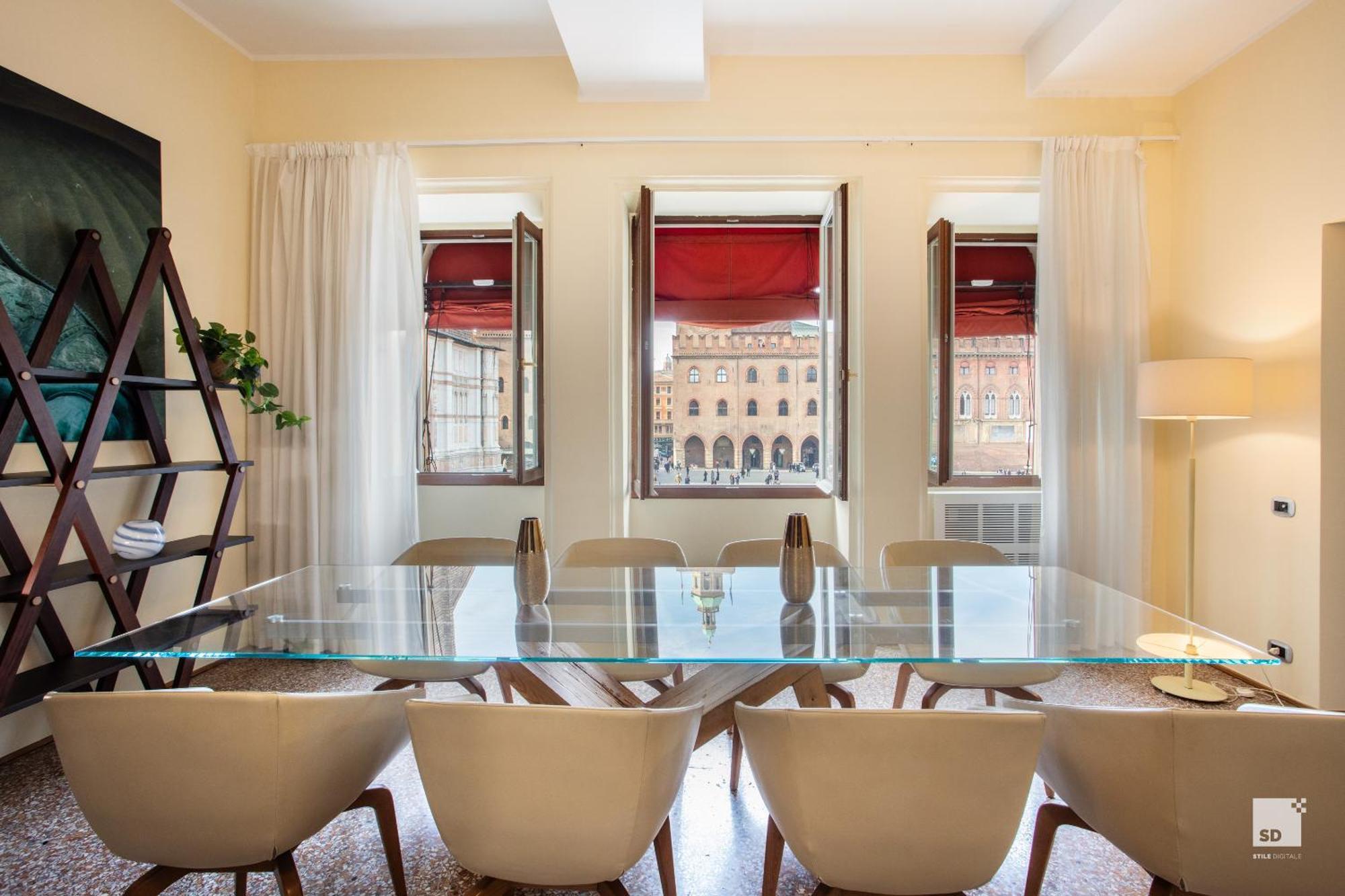 Apartment Urbanicooh Garisenda - Piazza Maggiore View Bologna