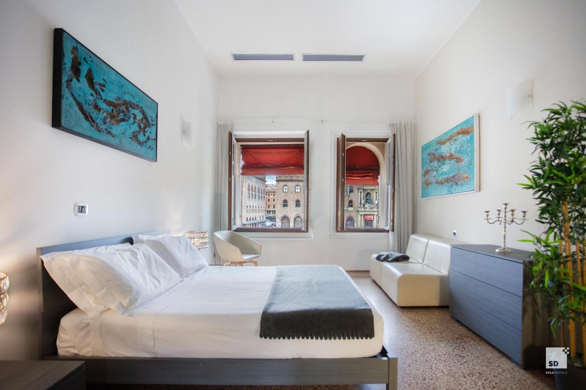 Urbanicooh Paracelso - Piazza Maggiore View Apartamento