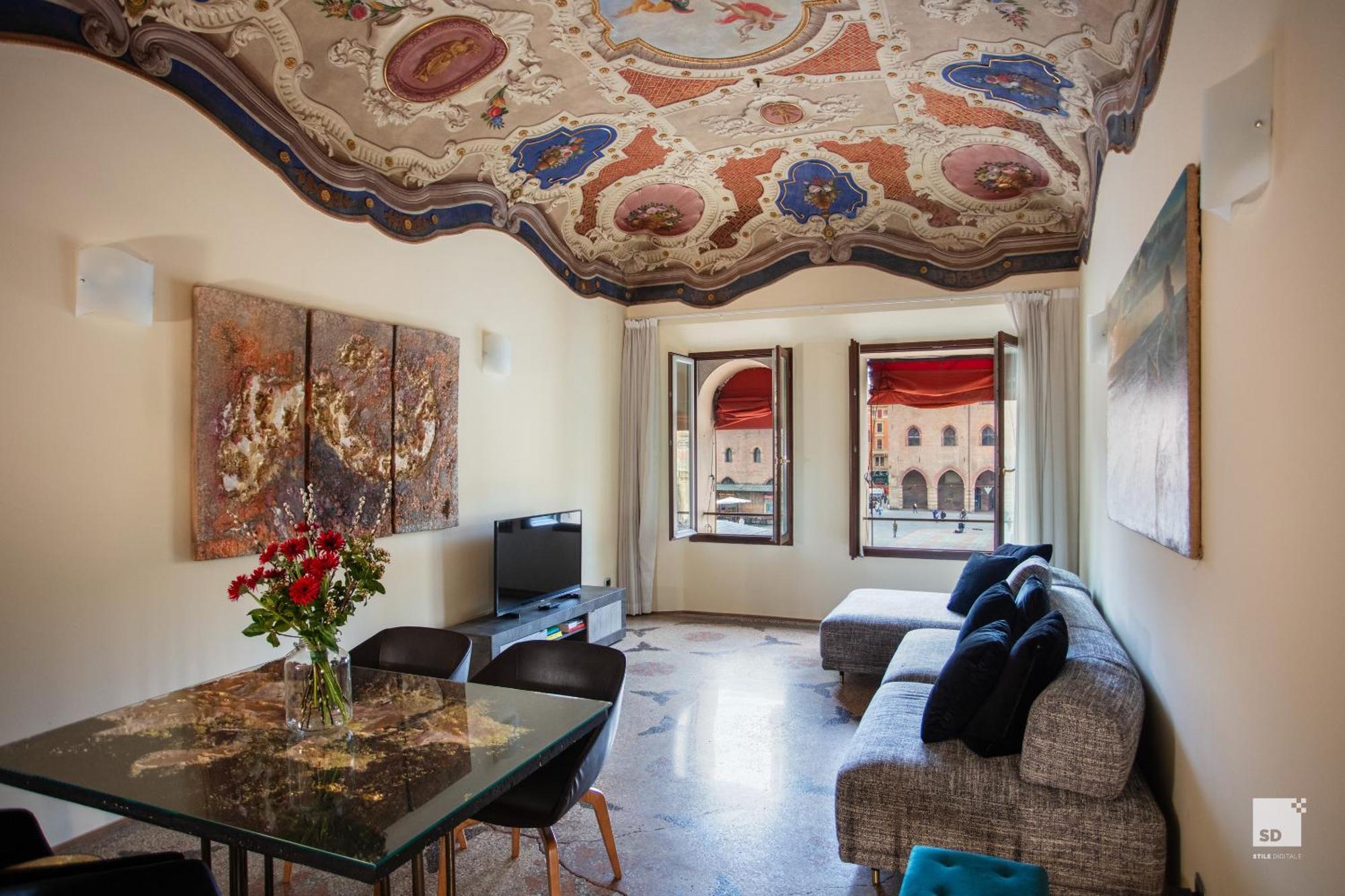 Appartamento Urbanicooh Paracelso - Piazza Maggiore View
